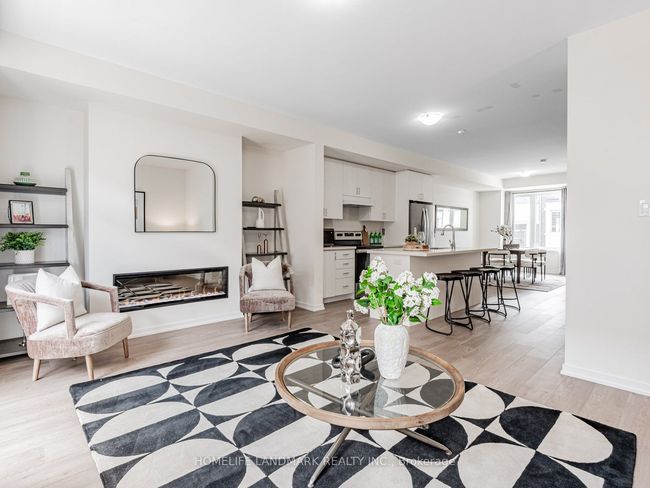 25 Origin Way, House attached with 4 bedrooms, 3 bathrooms and 1 parking in Maple ON | Image 8