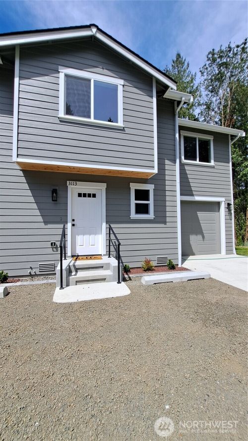 3113 E Camellia Way, Port Orchard, WA, 98366-4942 | Card Image