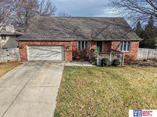 2720 S 75th Street, Lincoln, NE, 68506 | Card Image