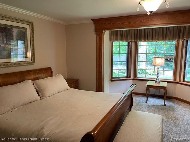Master Bedroom | Image 10
