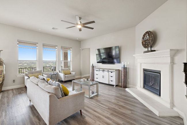 1304 Positano Pass, House other with 4 bedrooms, 4 bathrooms and null parking in Leander TX | Image 5