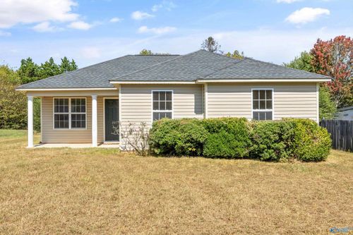 2077 Ready Section Road, Toney, AL, 35773 | Card Image