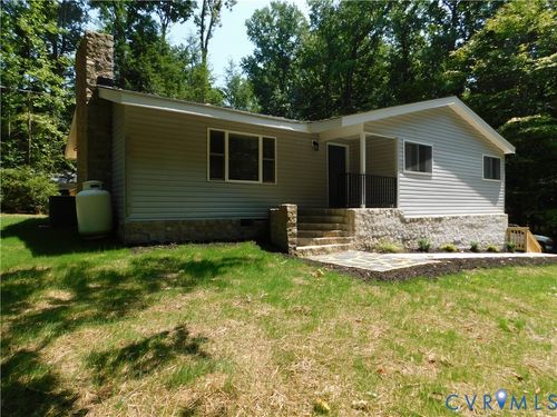 5322 Adams Rd, Quinton, VA, 23141-1132 | Card Image