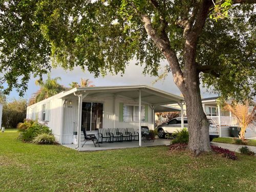 304 Mockingbird Avenue, Fort Pierce, FL, 34982 | Card Image
