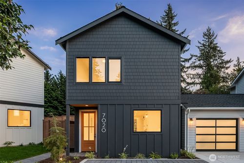 7020 127th Avenue Ne, Kirkland, WA, 98033 | Card Image