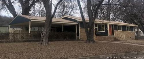 501 W 17th St, Pawhuska, OK, 74056-2638 | Card Image