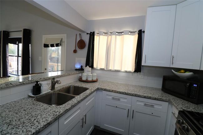 25107 Spring Creek Dr, House other with 4 bedrooms, 2 bathrooms and 2 parking in Spring TX | Image 15