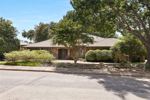 7009 Spanky Branch Dr, Dallas, TX, 75248-1529 | Card Image
