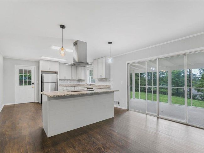 1110 Upper Hembree Rd, House other with 2 bedrooms, 2 bathrooms and null parking in Roswell GA | Image 16