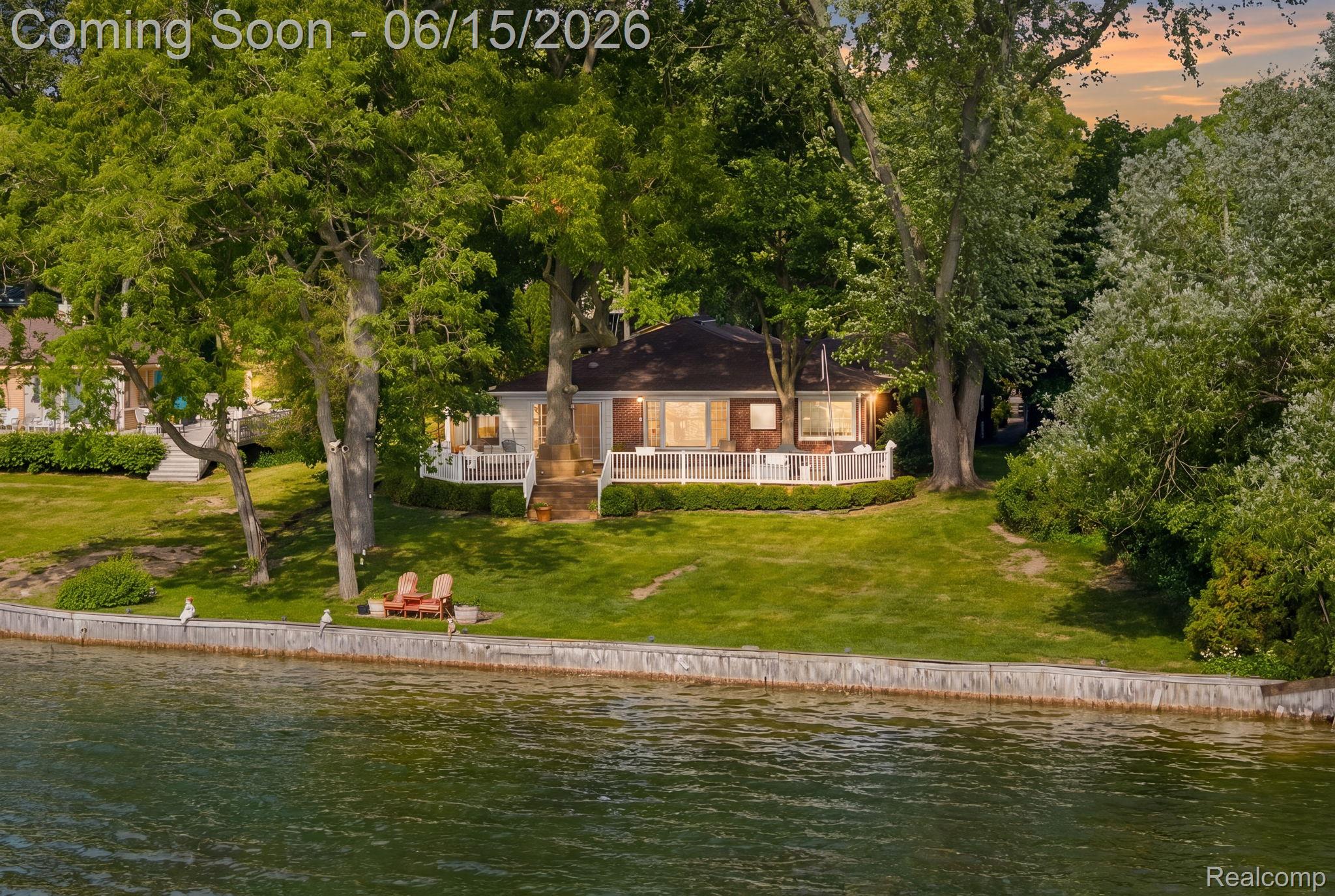 Residential in Highland Charter Township 2