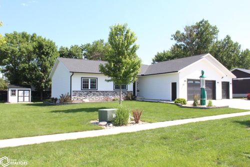 750 Pebblestone Ln, Garner, IA, 50438-1649 | Card Image