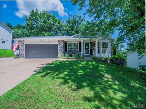5021 Galena Ct, Imperial, MO, 63052-1587 | Card Image
