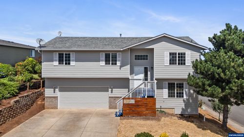 2113 Western Heights Ct Nw, Salem, OR, 97304-4823 | Card Image