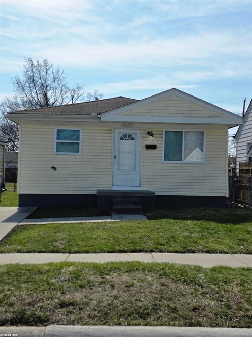 8434 Orchard Avenue, Warren, MI, 48089 | Card Image