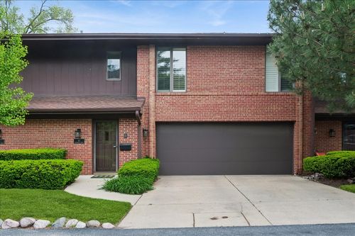90 Boardwalk Pl, Park Ridge, IL, 60068-2825 | Card Image