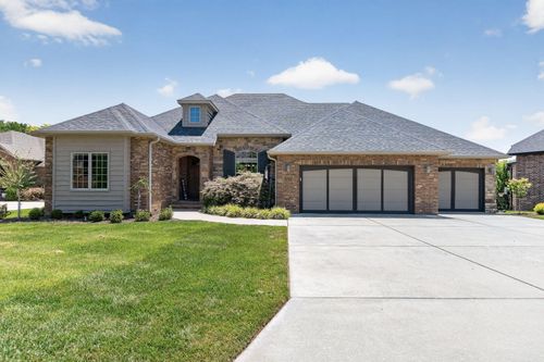 2528 E German Ivy St, Springfield, MO, 65804 | Card Image