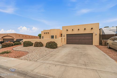 2907 Long Bow Dr, Las Cruces, NM, 88011-5244 | Card Image