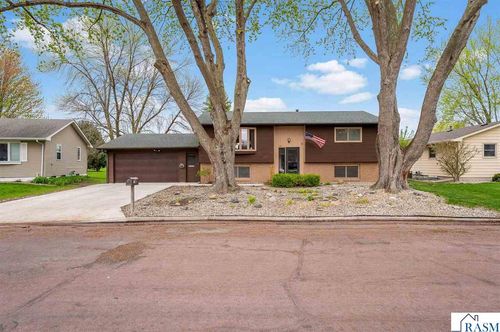113 Marabou Dr, Mankato, MN, 56001-5533 | Card Image