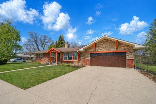 256 W Kathleen Dr, Des Plaines, IL, 60016-2719 | Card Image