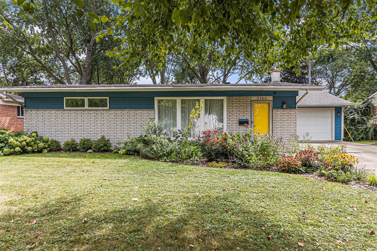 Aurora St, Ann Arbor, MI 48105
