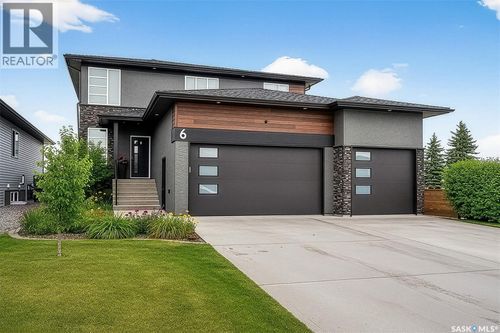 6 Clunie Crt, Moose Jaw, SK, S6J0E3 | Card Image