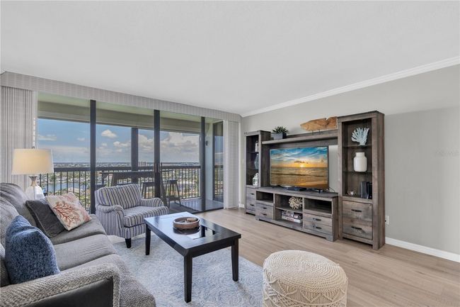 APT-1103 - 9495 Blind Pass Rd, Condo with 2 bedrooms, 2 bathrooms and null parking in ST PETE BEACH FL | Image 5