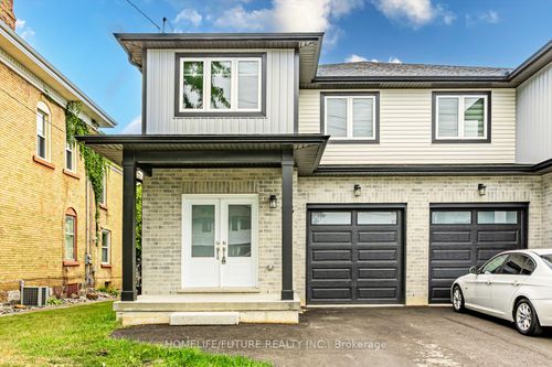124 King St E, Ingersoll, ON, N5C1G9 | Card Image