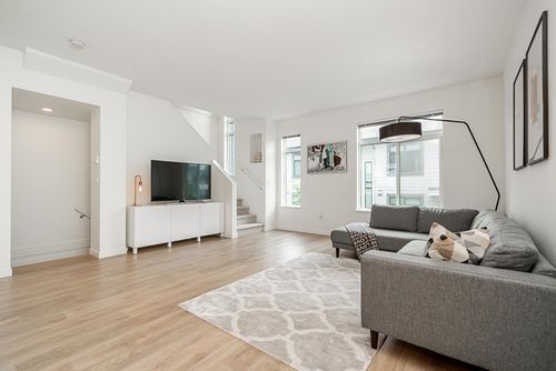 47-15235 Sitka Dr, Surrey, BC, V3S0A9 | Card Image