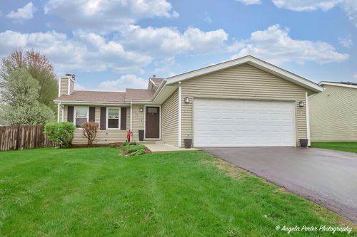 155 Shadowbrook Dr, CAPRON, IL, 61012-9301 | Card Image