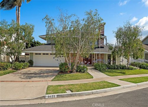9022 Niguel Circle, Huntington Beach, CA, 92646 | Card Image