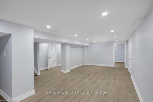 lower-7 Holden Ave, Simcoe, ON, N3Y4E1 | Card Image