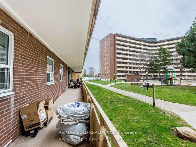104 - 3555 Derry Rd E, Condo with 3 bedrooms, 2 bathrooms and 1 parking in Mississauga ON | Image 38