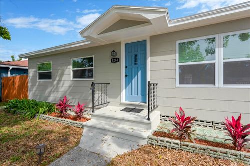 5261 43rd Ave N, ST PETERSBURG, FL, 33709-5507 | Card Image
