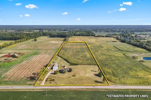 10200 Squawfield Rd, Pittsford, MI, 49271-9767 | Card Image