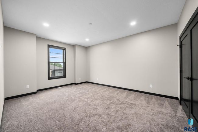 8617 W Shoreline Pl, Townhouse with 3 bedrooms, 3 bathrooms and null parking in Sioux Falls SD | Image 19
