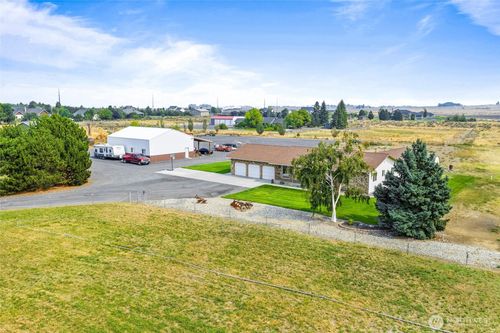 12687 Dodson Rd Nw, Ephrata, WA, 98823-9568 | Card Image