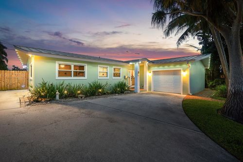 504 Gulf Rd, North Palm Beach, FL, 33408-4831 | Card Image