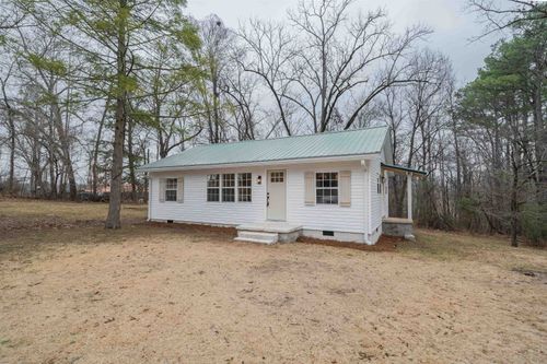 231 Adams St, Selmer, TN, 38375-1300 | Card Image
