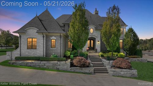 4838 Pinecrest Ct, Rochester, MI, 48306-5018 | Card Image
