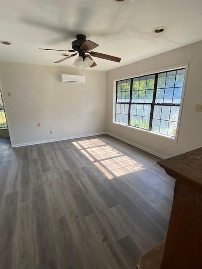 302 S Main St, House other with 2 bedrooms, 1 bathrooms and null parking in Rising Star TX | Image 14