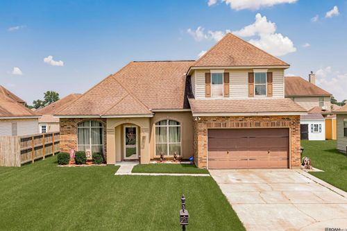 39118 Pirogue Ave, Gonzales, LA, 70737-6273 | Card Image