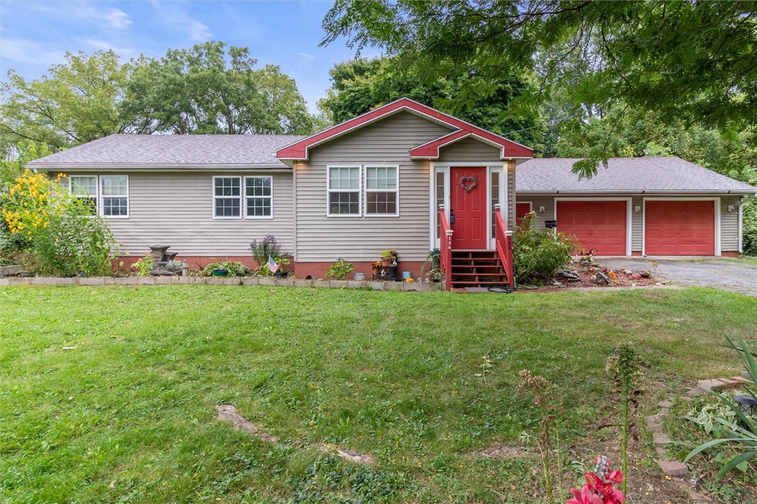 Varian Ln, Rochester, NY 14624