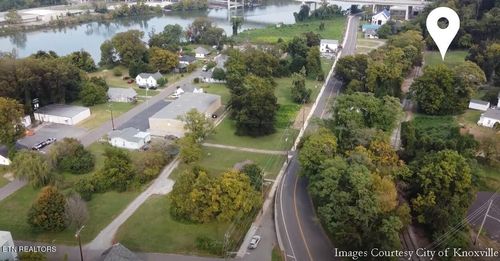 1137 Simpson St, Knoxville, TN, 37920-1868 | Card Image