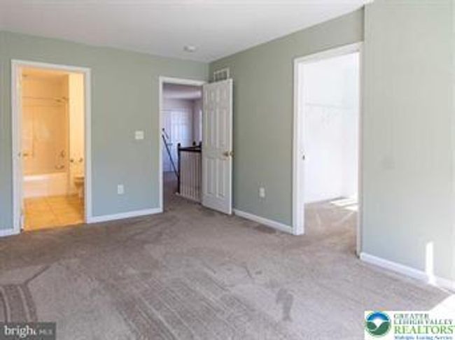 1509 Crest Park Ct, House other with 3 bedrooms, 3 bathrooms and null parking in BETHLEHEM PA | Image 9