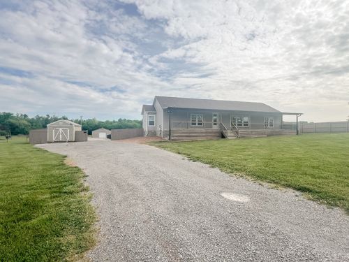 124 Mill Rd, Lebanon, TN, 37090-7188 | Card Image