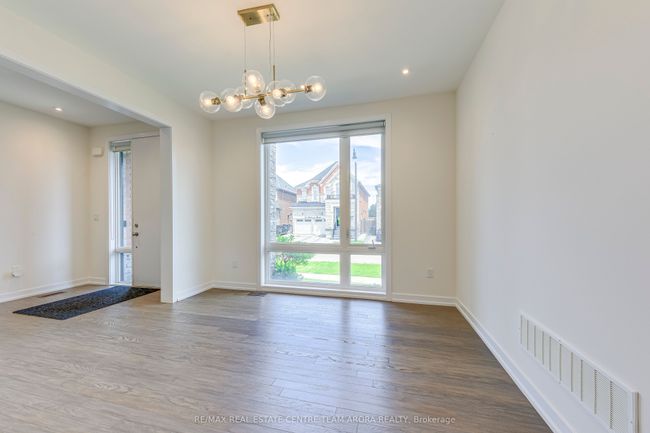 15 Dalecrest Rd, House other with 7 bedrooms, 6 bathrooms and 4 parking in Brampton ON | Image 10