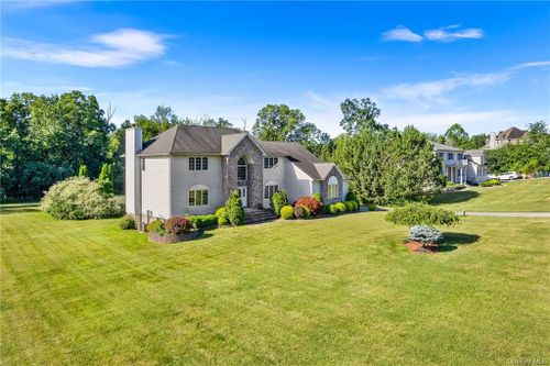 28 Bristol Drive, Hamptonburgh, NY, 10941 | Card Image