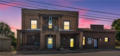 125 Main St, Hickory, PA, 15340-1144 | Card Image
