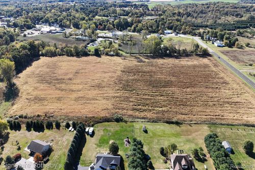 00 N M 52, Stockbridge, MI, 49285 | Card Image