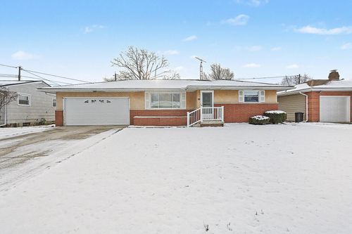 159 Willow St, Mount Sterling, OH, 43143-1045 | Card Image